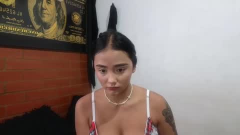 Snapshot of sahara_n_thiago chatting on January 2025 12:10:01 PM Sahara y Thiago online show from January 2025 12:10:01 PM