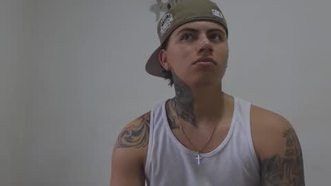 Snapshot of sahara_n_thiago chatting on November 2025 11:11:02 AM Sahara y Thiago online show from November 2025 11:11:02 AM