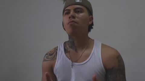 Snapshot of sahara_n_thiago chatting on November 2025 11:20:01 AM Sahara y Thiago online show from November 2025 11:20:01 AM