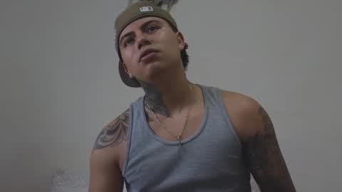 Snapshot of sahara_n_thiago chatting on November 2025 11:25:02 AM Sahara y Thiago online show from November 2025 11:25:02 AM