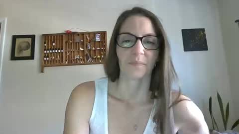 Lelo online show from January 2025 06:45:02 PM