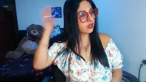 Karina online show from September 2025 01:18:02 AM