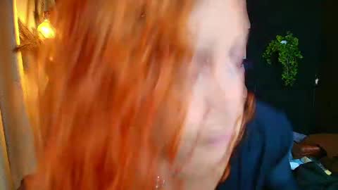 Snapshot of sahra_tayl0r_ chatting on May 2026 12:24:01 PM SARA online show from May 2026 12:24:01 PM