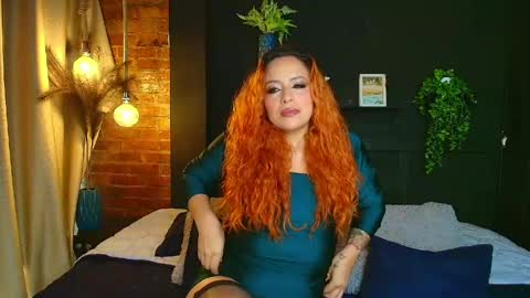 Snapshot of sahra_tayl0r_ chatting on June 2026 02:34:02 PM SARA online show from June 2026 02:34:02 PM