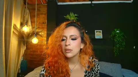 Snapshot of sahra_tayl0r_ chatting on June 2026 03:01:02 PM SARA online show from June 2026 03:01:02 PM