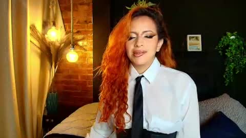Snapshot of sahra_tayl0r_ chatting on June 2026 02:03:02 PM SARA online show from June 2026 02:03:02 PM