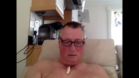 sail_naked online show from April 2026 02:37:01 PM