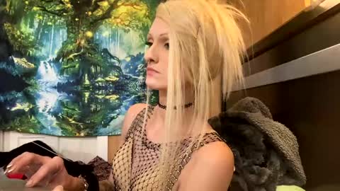 Snapshot of sailaway9694 chatting on November 2025 04:23:02 AM PupTwink online show from November 2025 04:23:02 AM