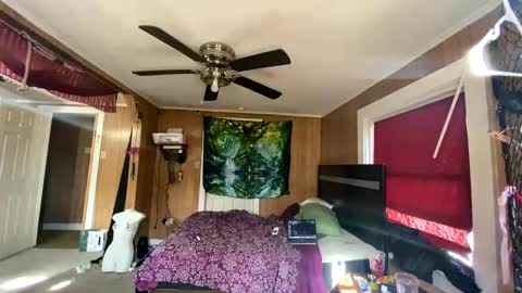 Snapshot of sailaway9694 chatting on November 2025 04:53:01 PM PupTwink online show from November 2025 04:53:01 PM