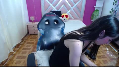 Snapshot of sailor_moon07 chatting on March 2025 05:53:02 AM sailor online show from March 2025 05:53:02 AM