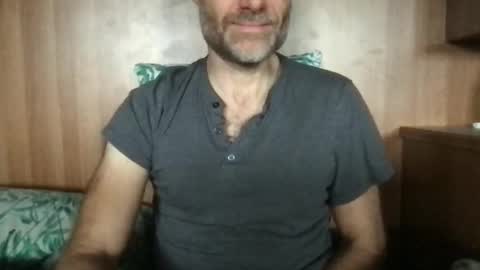 Snapshot of saint009 chatting on October 2025 10:05:01 AM saint009 online show from October 2025 10:05:01 AM