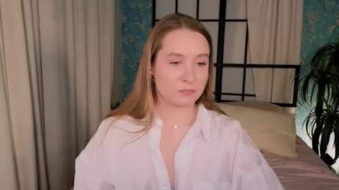 saint__vicious online show from March 2026 08:25:01 PM