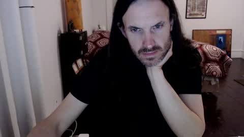 SaintReeves online show from December 2024 03:18:02 AM