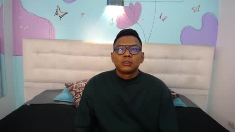 Saipadpuer30 online show from February 2025 03:54:01 AM