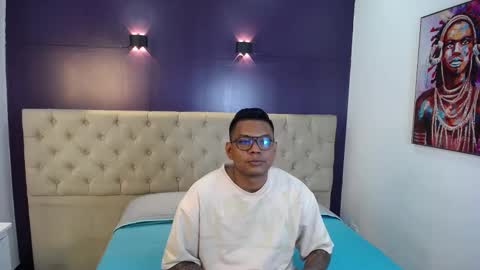 Saipadpuer30 online show from February 2025 03:33:01 AM