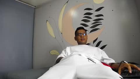 Saipadpuer30 online show from February 2025 08:11:02 AM