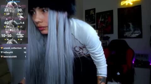 Snapshot of sakaexxx chatting on January 2025 08:43:01 AM online show from January 2025 08:43:01 AM