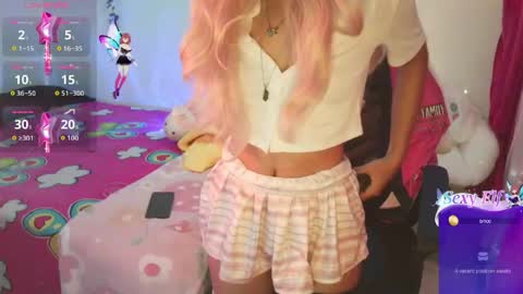 Snapshot of saki_nyan chatting on May 2026 11:49:02 AM Saki online show from May 2026 11:49:02 AM
