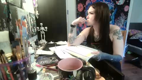 salemsslut online show from January 2025 05:17:01 PM