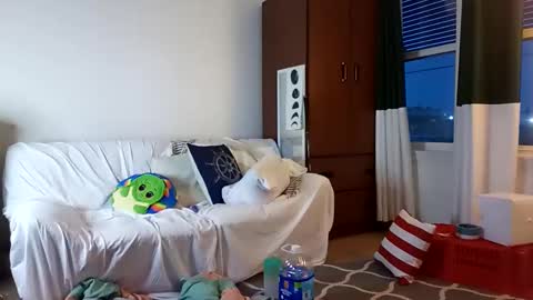 Snapshot of salis1981 chatting on February 2025 01:37:01 AM salis1981 online show from February 2025 01:37:01 AM