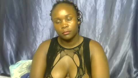 sally_bee1 online show from July 2026 03:05:01 PM