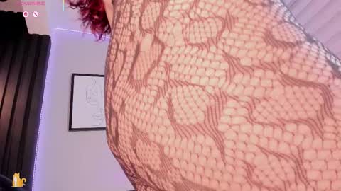  Sally White  online show from December 2025 03:26:02 AM