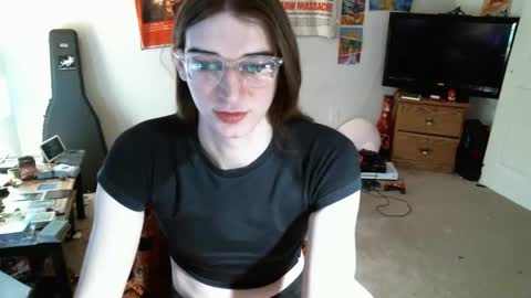 Snapshot of sallylongzzzts chatting on March 2025 08:53:02 PM SallyLongzzz online show from March 2025 08:53:02 PM