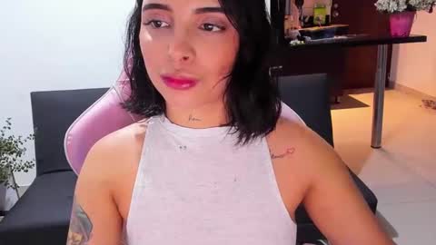 Snapshot of sallymaddoxx chatting on December 2024 02:53:02 AM sallymaddoxx online show from December 2024 02:53:02 AM