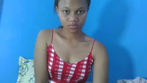 Snapshot of sallywett chatting on December 2024 06:54:02 AM SallyWett online show from December 2024 06:54:02 AM