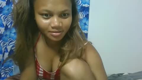 Snapshot of sallywett chatting on February 2025 03:40:01 PM SallyWett online show from February 2025 03:40:01 PM