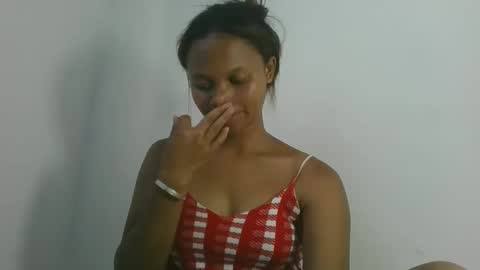 Snapshot of sallywett chatting on February 2025 08:31:02 AM SallyWett online show from February 2025 08:31:02 AM