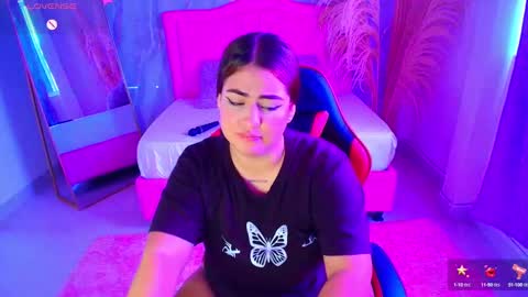 salma_27 online show from October 2025 04:05:02 PM