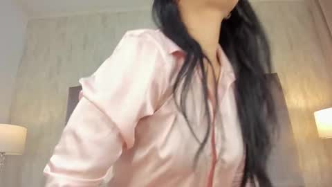 Marcela online show from November 2025 03:01:02 PM