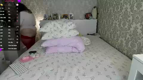 Snapshot of salma_queen chatting on June 2026 08:43:02 PM SalmaRoth online show from June 2026 08:43:02 PM