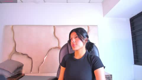 Snapshot of salmaportman_ chatting on June 2026 02:59:01 AM salmaportman_ online show from June 2026 02:59:01 AM