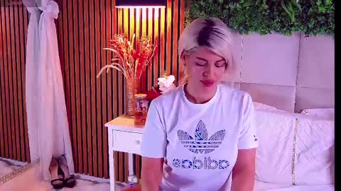 Snapshot of salmaroze chatting on May 2026 03:11:02 AM SalmaRoze online show from May 2026 03:11:02 AM