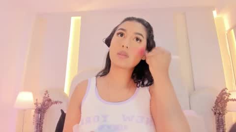 Snapshot of salomebell chatting on September 2025 08:08:01 PM online show from September 2025 08:08:01 PM