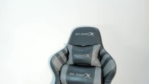 Snapshot of salomebell chatting on November 2025 07:58:01 PM online show from November 2025 07:58:01 PM