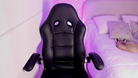 Snapshot of salomee_11 chatting on January 2025 04:01:01 AM salo online show from January 2025 04:01:01 AM