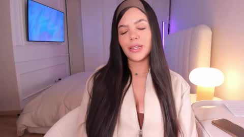 Snapshot of salomee_11 chatting on October 2025 12:35:01 AM salo online show from October 2025 12:35:01 AM