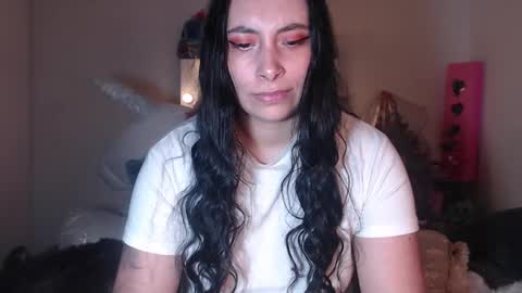 yenny online show from December 2024 04:52:01 AM