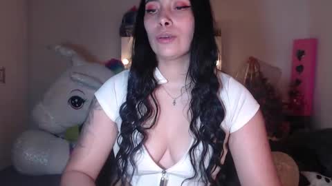 yenny online show from December 2024 04:12:01 AM