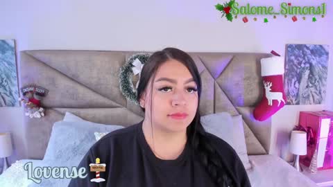 Salome online show from December 2024 01:11:02 PM