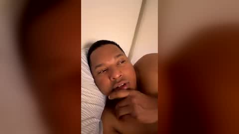 Snapshot of salomoon23 chatting on July 2026 03:24:02 AM INSTAGRAM luis1pedraza online show from July 2026 03:24:02 AM