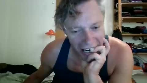 salsapaulus online show from June 2026 06:18:02 PM