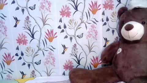 Snapshot of saltwatermuse chatting on October 2025 06:50:02 PM Ask me  online show from October 2025 06:50:02 PM