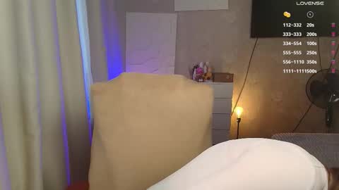 Snapshot of salut_love chatting on January 2026 12:31:02 PM Ruby online show from January 2026 12:31:02 PM