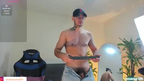 Salvatore online show from November 2025 03:49:02 AM