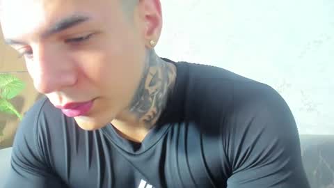 Snapshot of salvatore_damore chatting on June 2026 05:37:01 PM SALVATORE online show from June 2026 05:37:01 PM