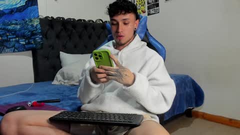   online show from December 2024 01:40:02 AM